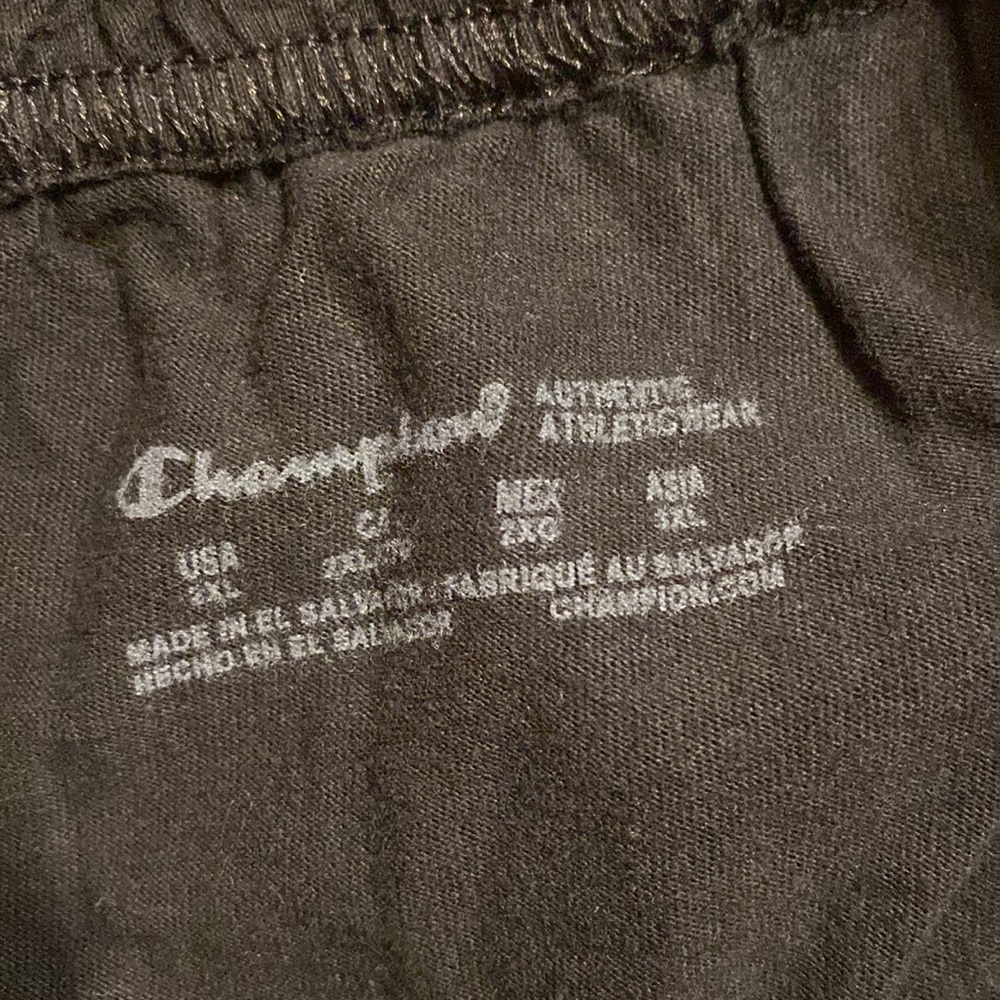 Champion stretch shorts - Picture 5 of 8